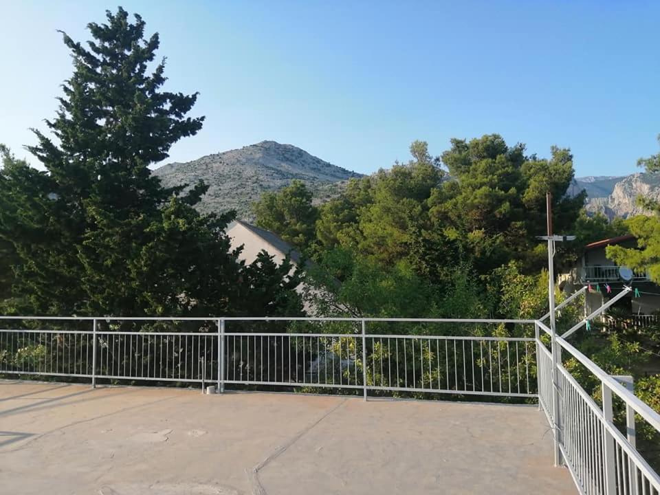 Holiday House Lara Starigrad Paklenica Extérieur photo