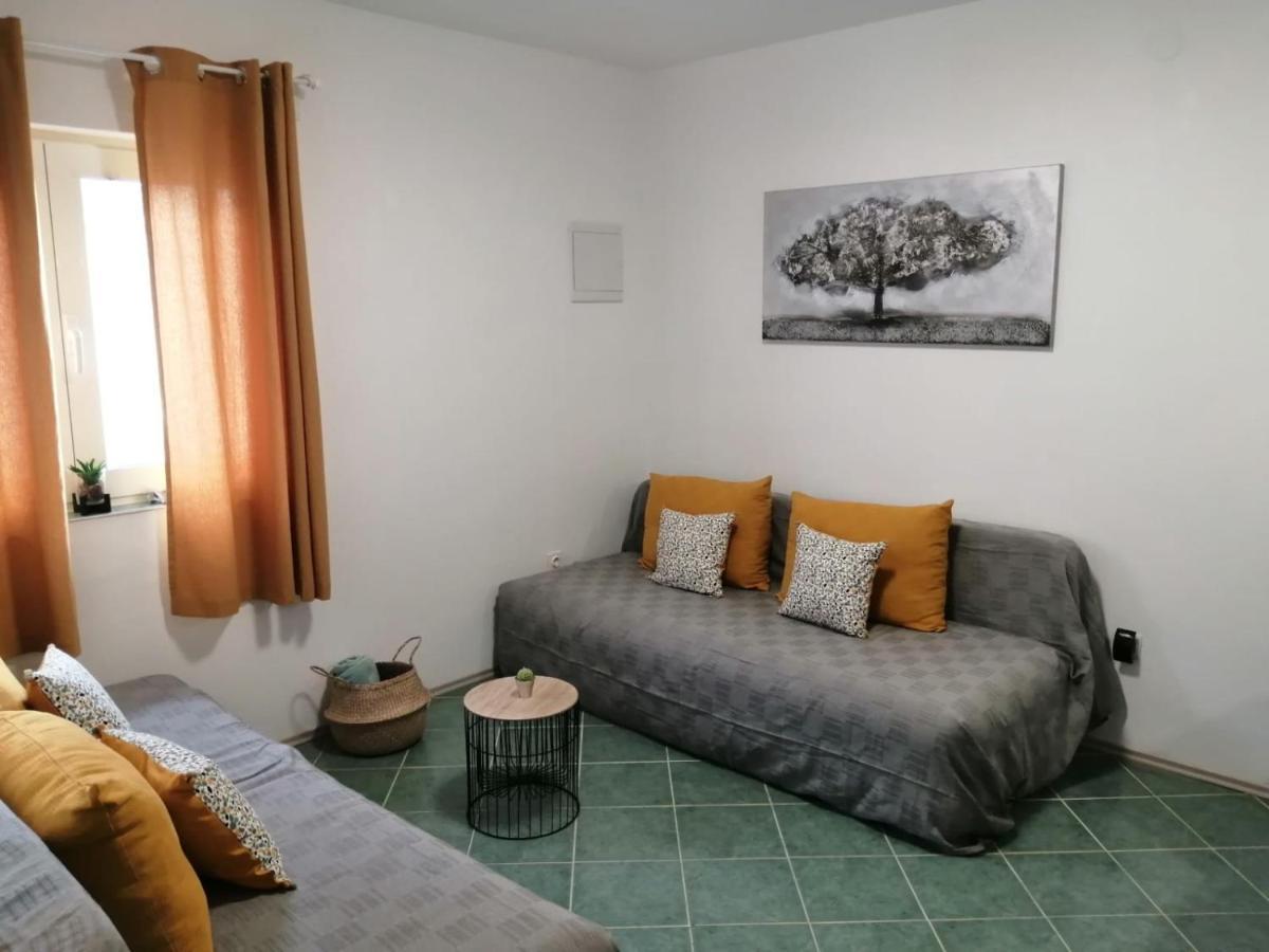 Holiday House Lara Starigrad Paklenica Extérieur photo